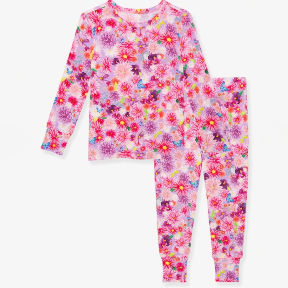 Posh Peanut Zinniz Classic Pajama Set in a 3T/4T NWT